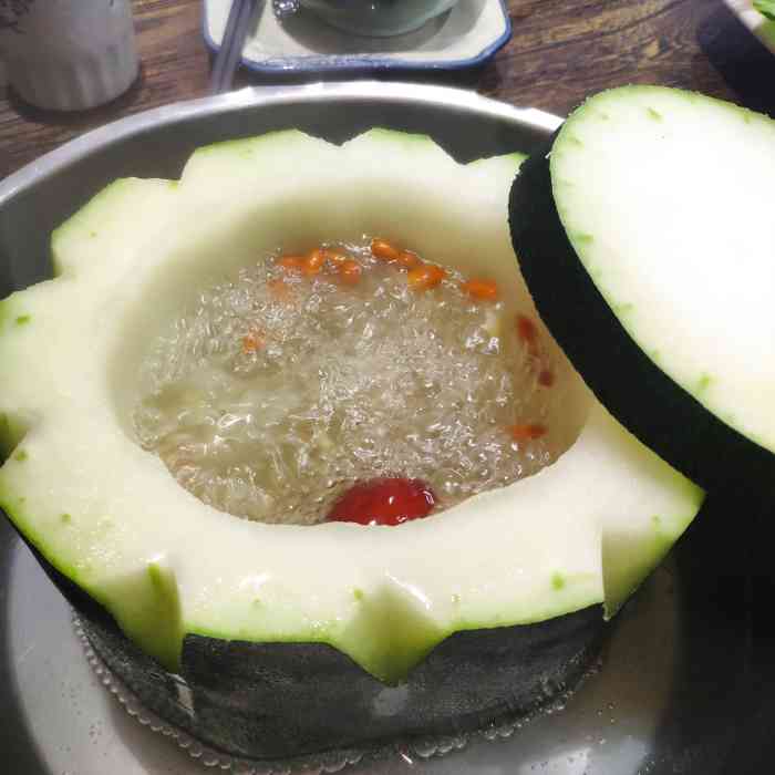 粤本色冬瓜盅主题餐厅(燕汇广场店)-"位置:燕汇广场4楼,公交站:江燕