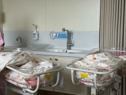 -中国福利会国际和平妇幼保健院(徐汇院区)