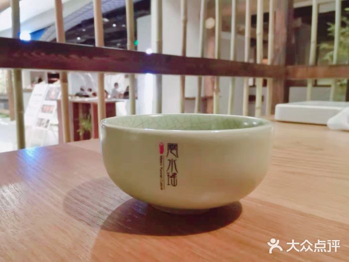 云水瑶意境云南菜餐厅(大悦城店)餐具摆设图片