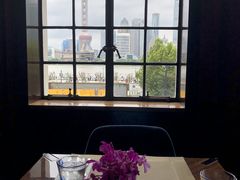 靠窗位-YUE·6·西式融合餐厅(外滩六号店)