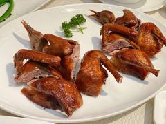 脆皮烧顶鸽-御宝轩(益丰·外滩源店)