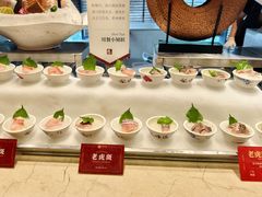 -雍和会海鲜姿造自助(湖东路店)