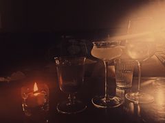 -Whisper Bar 