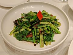 豆豉鲮鱼油麦菜-羲和雅苑•北京烤鸭(国贸商城店)