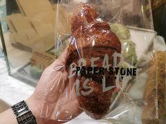 焦糖牛角包-PAPER STONE BAKERY(天环店)