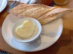 -ROAST coffee & eatery