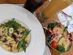 -花十悦·鲜花咖啡餐厅(振业城一期店)