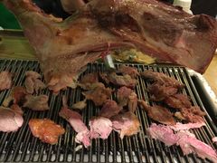 -欢乐牧人蒙古炭烤羊腿(四平路店)