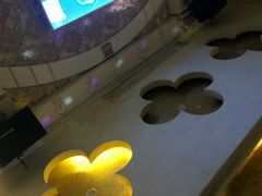 -月亮之尚KTV