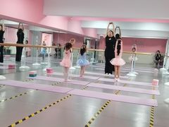 -蒲公英舞蹈艺术中心(解放路校区)