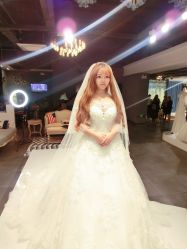 -艾米丽婚纱礼服