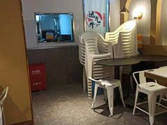 -运气牛自助酱大骨火锅(南京东路店)