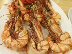 -J Daeng Seafood