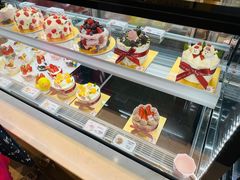 -花花卷卷·鲜食蛋糕(静安久光百货店)