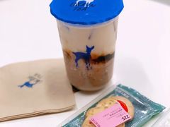 芋泥厚乳-瑞幸咖啡(华北水利水电大学龙子湖店)