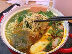 -小蛮椒麻辣烫·麻辣拌(静安店)