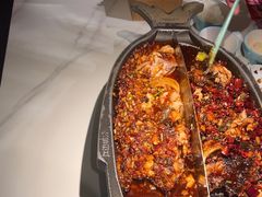 -江边城外烤全鱼(世茂广场店)