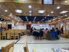 -屯老二农家铁锅炖·行业领军者(梅江店)