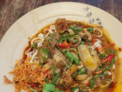 -方铲铲·成都板凳面(滨江银泰店)