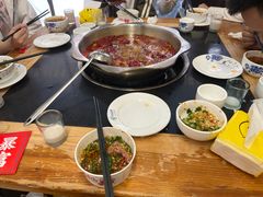 -金鼎雪山牦牛杂火锅(理县总店)