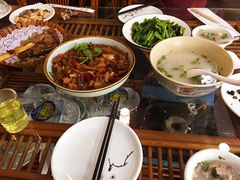 -丁里羊肉小镇(天鹅湖总店)