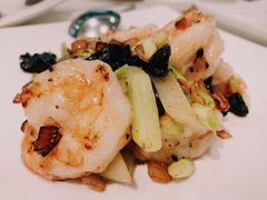 干葱榄角爆明虾球-御宝轩(益丰·外滩源店)