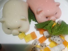 睡懒觉的猪-炭舍干锅(华发商都店)