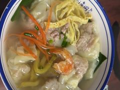 -长人馄饨铺(解放街店)