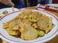 -自贡盐帮菜·玩辣餐厅(樱花园西街店)