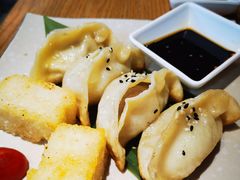 鲜肉锅贴-蒲石小点(愚园路店)