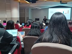 -香港理工大学