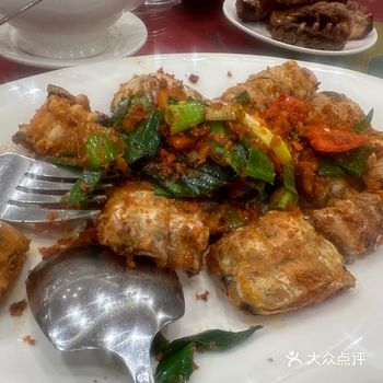 落地菲律宾的第一餐。全是硬菜