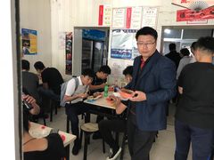 -咱家王新国把子肉(县东巷店)