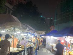 -吴山路夜市