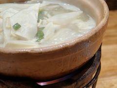 -头上红煨盐鸡·非遗院子餐厅