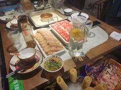 炸响铃-尚尚仙·酸汤猪手·猪肚鸡火锅(华联万柳购物中心店)