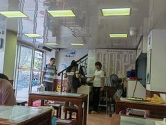 餐具摆设-沙湾姜撞奶甜品店(昌岗中路店)