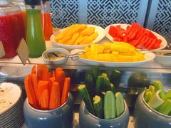 自助取餐区-杭州桐庐康莱德酒店西餐厅-舍