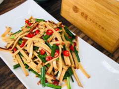 -悦哉·派对·草坪婚礼·围炉煮茶(三圣乡店)