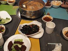 -四季喧黔味豆米火锅(万达广场店)