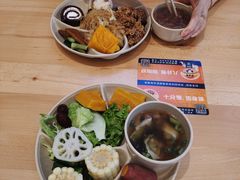 -素满香·全民食养自助(长宁龙之梦店)