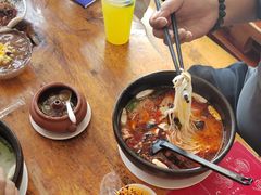 -桥香园过桥米线(国贸店)