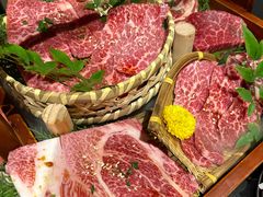 -山川小町·极番烧肉(新地假日广场店)