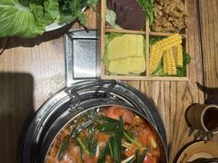 -亮欢寨酸汤鱼(沙冲路店)