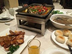 -鑫皇朝酒店(建设一路店)