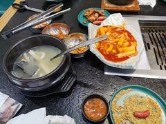 -臻牛烤肉