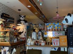 -熊猫一间店欧式奶茶铺