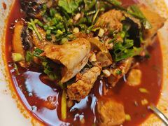 酸辣鱼-瑞丰园庭院餐厅·白族传统家常菜