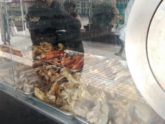 -陆稿荐观前街店
