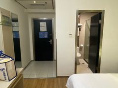 -豪泰168酒店(无锡上马墩靖海地铁站店)